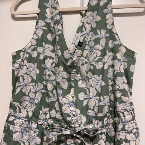 GAP White and Green Halter Midi Sundress - Picture 2 of 5